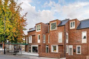 Citystay - Dutch's Corner Hotel, Cambridge