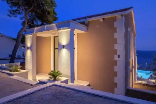 Sunlit Shores Beach Villa with Pool, Gym and Sauna - Three Bedroom Villa with Pool, Ivan Dolac