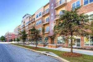 Stylish Open-Air Balcony and Modern Kitchen - Elegant Downtown Retreat Hotel, Montgomery