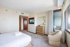 Luxury Brickell Bay View Condo AKA Hotel 33rd Floor, Miami