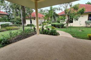 Welcome to Our Oasis the Beautiful Bungalow Red Cottage, Cha-Am