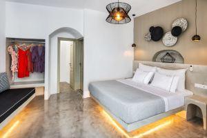Kaleidoscope Suites, Oia