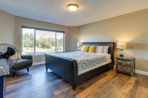 Accommodating Abode < 1 Mi to Jewel Lake Hotel, Anchorage