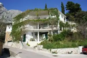 Apartments Reljic A842, Drasnice