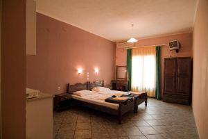 Dreams Studios, Parga
