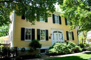 The Burke House Inn, Niagara-On-The-Lake