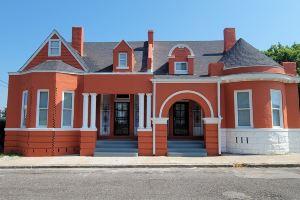 Downton 5 min walk to Fedex Forum and Beale St. - Completely renovated. Hotel, Memphis