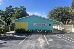 Two Bedroom Retreat Near Pier, Boca Raton