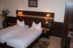 Hotel Elbe Street 34, Frankfurt am Main