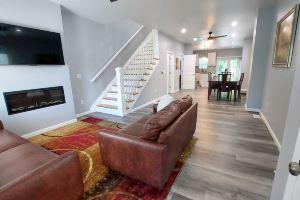 Opulent 4 Bdrm, Sleeps 12, Minutes From Downtown! Hotel, Cincinnati