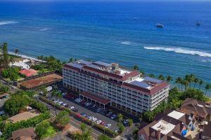 Lahaina Shores 406 Beach Front Mountain View Hotel, Lahaina