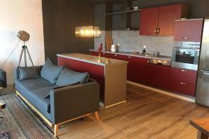 Luxury Large 4 Beds, 3 Balconies, 110 m2 - Parking Hotel, Luxembourg