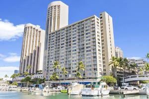 Breathtaking Ocean and Harbor Views - Inviting Paradise Escape Hotel, Honolulu