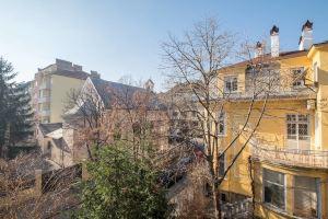 FM Deluxe 2-Bdr Apartment with Balcony - Zaimov Park, Sofia