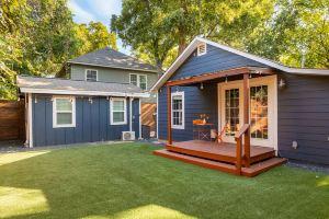 Charming Outdoor Space and Cozy Casita - Inviting Retreat Hotel, Austin