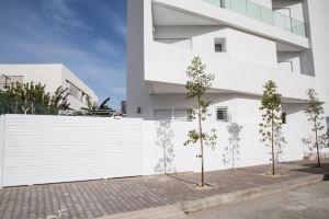 Bright Apt w Breakfast 5mn from Sidibou Apart-hotel, Carthage