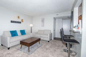 Luxury Condo *5 mins from DFW Airport* Apartments, Irving