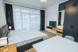 ROION Serene Studio with Pool (E 1509), Batumi