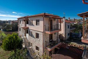Eleon Suites Afytos, Afitos
