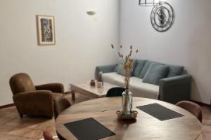 Apartment in the center near Leonardo Academy, Castelletto sopra Ticino