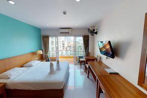 D Apartment, Pattaya