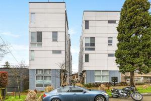 Bright Studio with Modern Comforts - Charming Urban Escape, Seattle