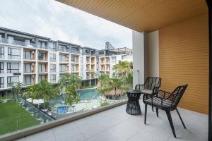 Pool View Wyndham Condo Apartments, Naithon