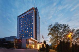 Vilnius Park Plaza Hotel, Restaurant & Terrace, Panorama Bar, Conference & Banquet Center, Vilnius