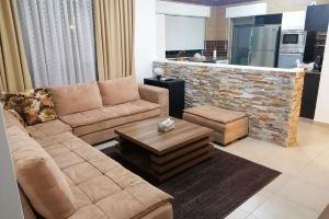 Lovely 3 bedroom rental unit with FREE parking, Aqaba