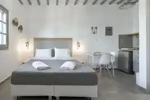 Whitelist Mykonos, Mykonos City