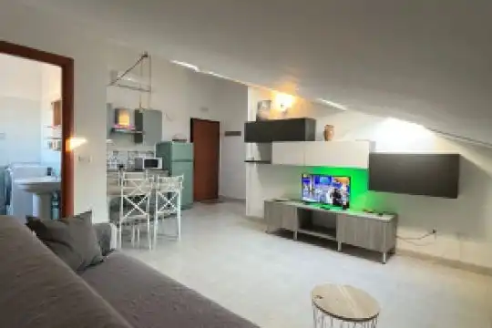 Apartment located a few minutes' drive from downtown, harbor and southern waterfront, Termoli