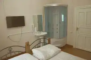 Alma Hostel, Almaty