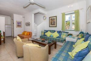 AFRODITE VILLA ON THE SEA (Private pool & beach), Ornos