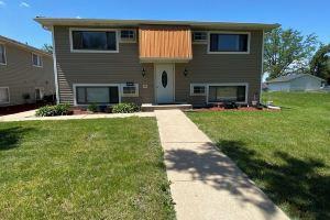 Charming 1-bedroom apartment with WiFi, AC in brilliant, Cedar Rapids