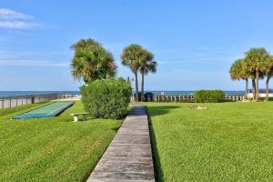 Heated Pool and Stunning Beach Views - Exquisite Gulf Front Oasis Hotel, St Pete Beach