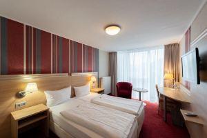 Panorama Hotel in an der Weinstraße, Neustadt an der Weinstrasse