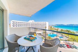 Fantastic 5-storey building with gigantic sea views, 2 bedrooms, S'Illot