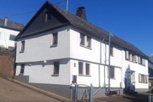 Cozy 2 room apartment and courtyard, Sankt Goar