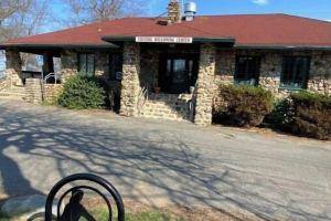 Beach Gem overlooking Stage Fort Park, Tablet Rock & Cressy's Beach!!! Hotel, Gloucester