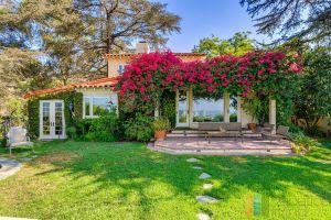 Villa Ventanas, Glendale