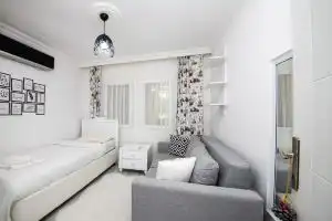 Chic House with Shared Pool Near Sea in, Yalikavak