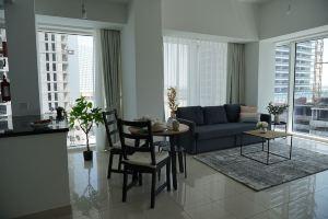 SuperHost- Next to Canal | Elegant 1 Br | Business Bay Apartments, Sharjah City