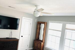 The Magnolia experience and near everything in downtown. Pet friendly. Hotel, Waco