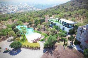 Casa Moderna con Recamara en Planta Baja, Juriquilla, Queretaro