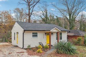 Charming and Modern 2BR Cottage, Atlanta