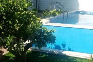 Maria's Apartments, Adelianos Kampos