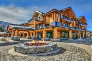 Zalanta Hotel, Stateline