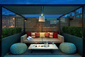 Radisson Hotel, Boston