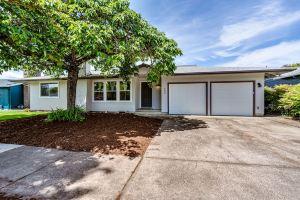Close to Autzen, Hayward, & Hospitals Hotel, Eugene