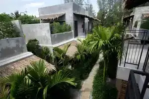 The Curve Residence, Khao Tao